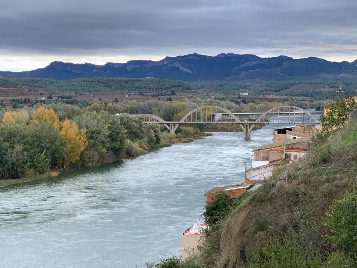 Apartaments Impro Mora d'Ebre Dış mekan fotoğraf