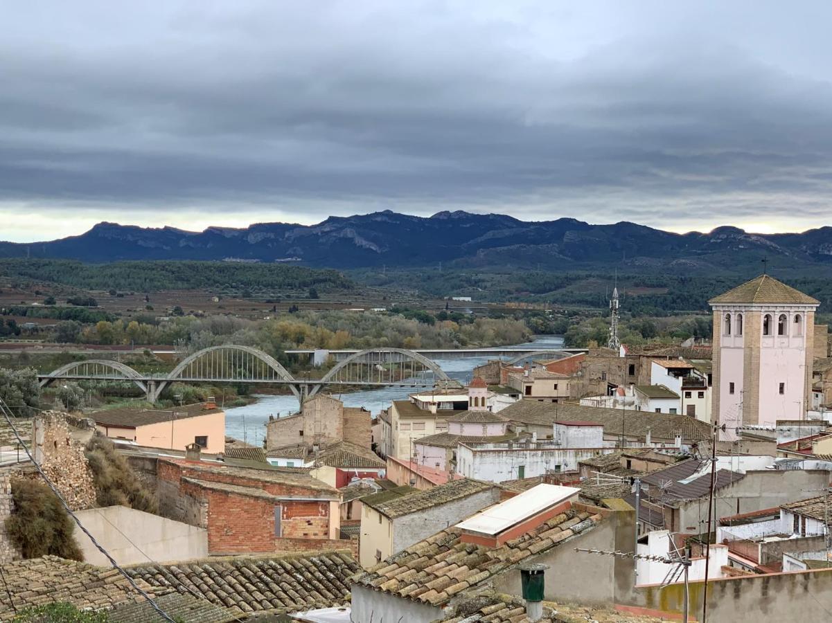 Apartaments Impro Mora d'Ebre Dış mekan fotoğraf